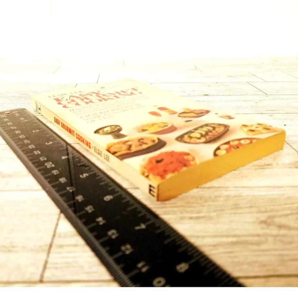 Easy Gourmet Cooking by Elsie Lee Magnum Paperback Cookbook 1st Ed‎ Vtg 1962